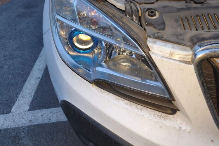 Used Buick Encore 2015 1.4T Automatic Two-Wheel Drive Urban Elite Version
