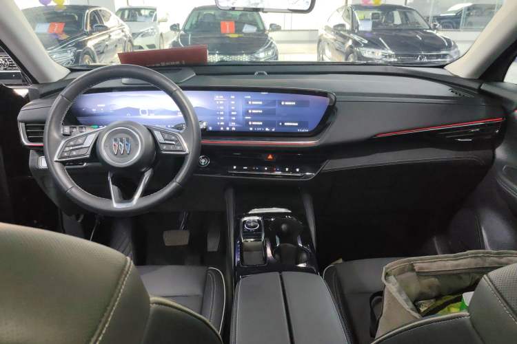 Used Buick Envision 2024 Encore Plus 28T Two-Wheel Drive Luxury Edition