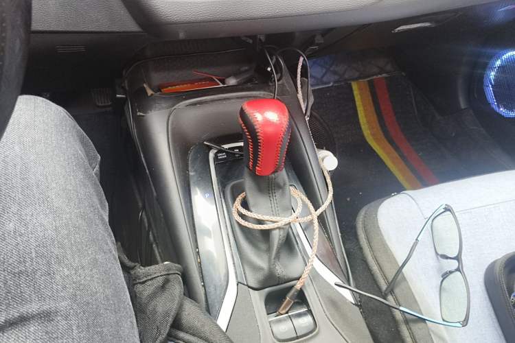 Used Toyota Corolla 2023 1.8L Smart Electric Hybrid Dual-Motor Elite Edition Gear Lever