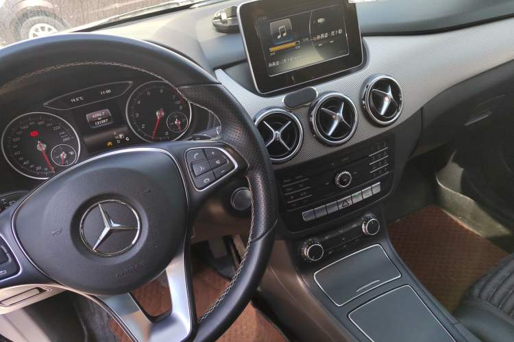 Used Mercedes-Benz B-Class 2015 B 200 Sport Edition
