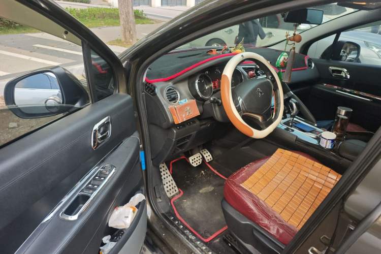 Used Peugeot 3008 2015 2.0L Automatic Classic Edition