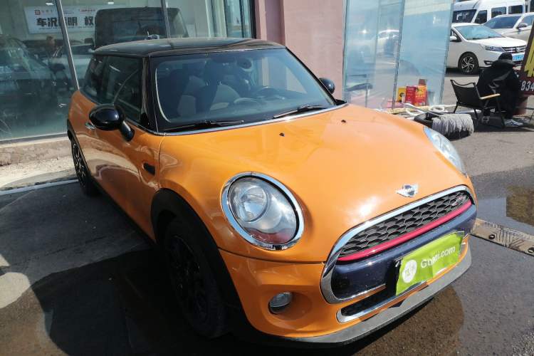 Used MINI 2014 1.5T COOPER Fun

