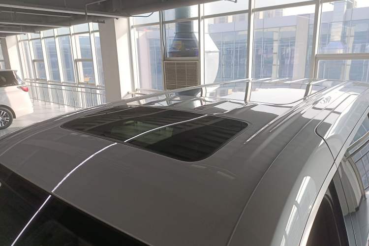 Used BYD Xia 2025 DM-i 1.5T 180km Excellence Model
