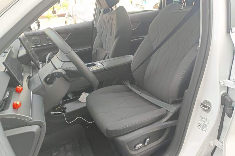 Used Chery Fengyun T8 2025 1.5T 130 km Luxury 7-Seater Left Front Seat