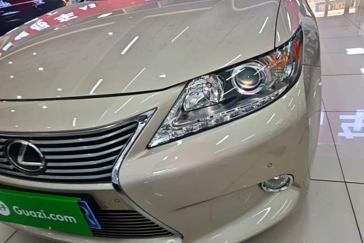 Used Lexus ES 2014 250 Elite Edition
