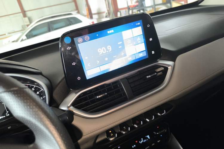 Used Baojun 510 2017 1.5L Manual Fashion Model