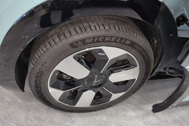 Used Zeekr MIX 2025 Intelligent Driving Version