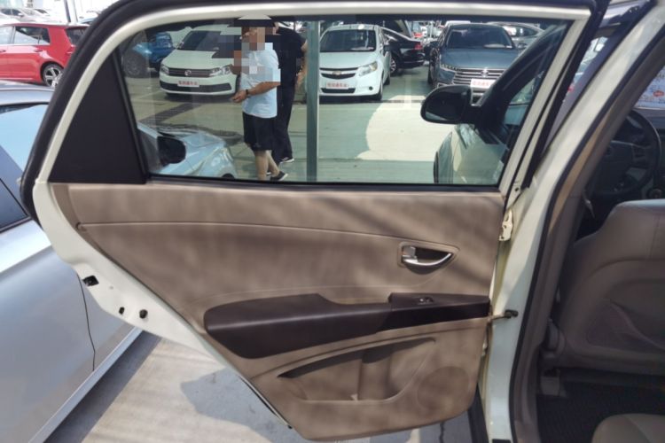 Used SsangYong Korando 2011 2.0T Diesel Two-Wheel Drive Automatic Luxury Navigation Edition