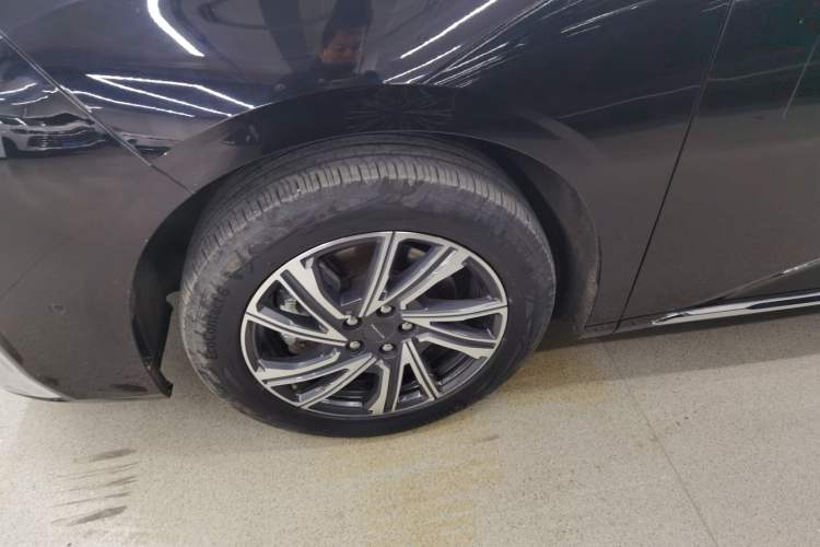 Used SAIC MAXUS G90 2022 2.0T Starry Seven-Seater