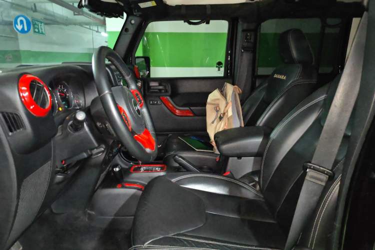 Used Jeep Wrangler 2015 3.0L Sahara Four-Door Comfort Edition