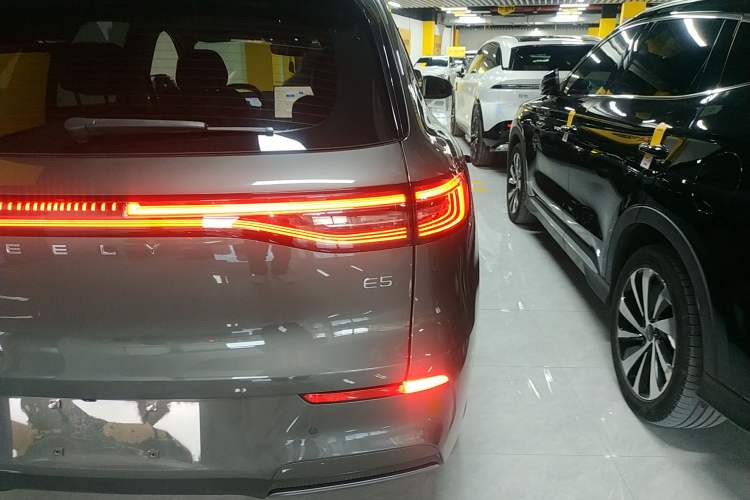 Used Geely Galaxy E5 2024 530km Long-Range Version
