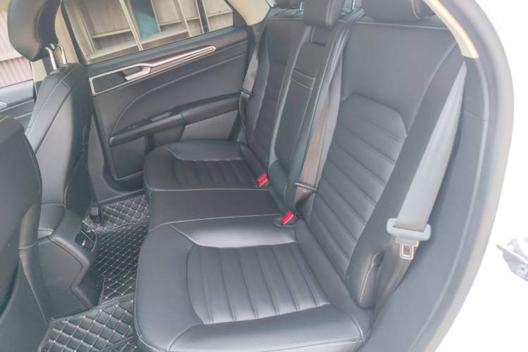 Used Ford Mondeo 2020 EcoBoost 180 Luxury Model Left Rear Seat