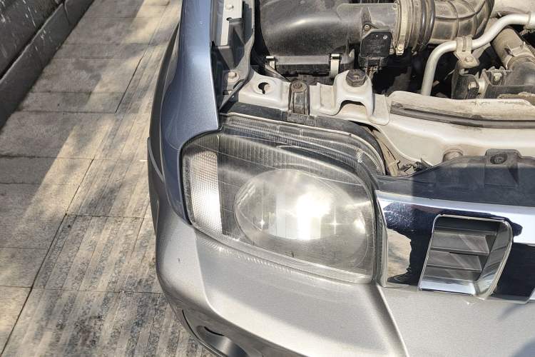 Used Suzuki Jimny 2012 1.3 AT JLX Right Front Headlight