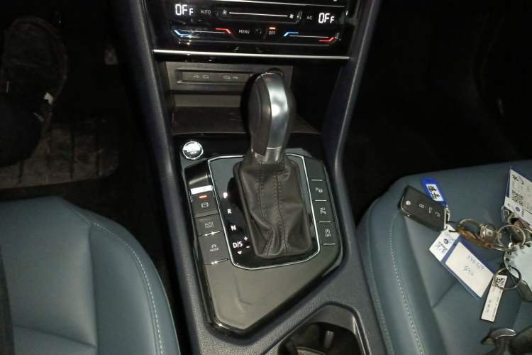 Used Volkswagen Tharu 2024 300TSI Two-Wheel-Drive Moon Luxury Edition