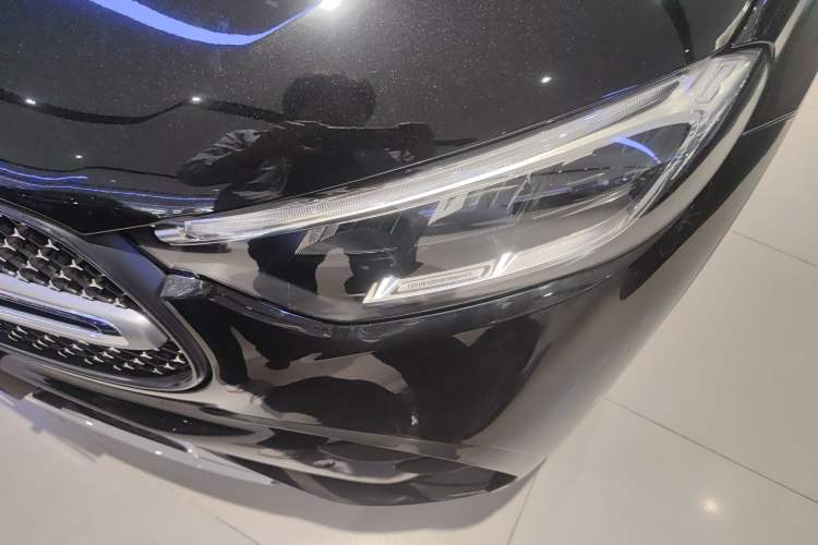 Used Mercedes-Benz GLC 2025 Refresh GLC 260 L 4MATIC Dynamic Edition Left Front Headlight