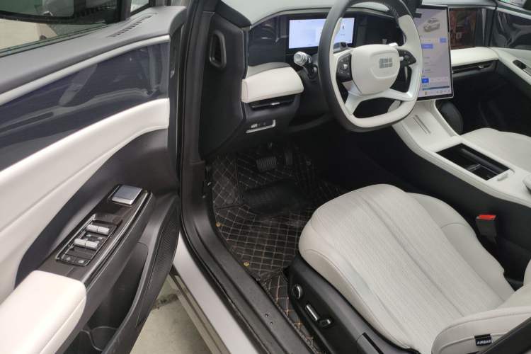 Used Geely Galaxy L7 2024 1.5T 115 km Starship Dragon Edition
