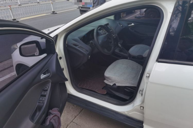 Used Ford Focus 2012 Hatchback 1.6L Automatic Comfort Model
