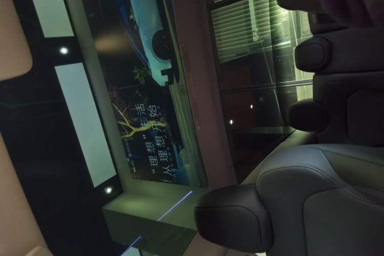 Used Tesla Model 3 2023 Long-Range All-Wheel-Drive Version