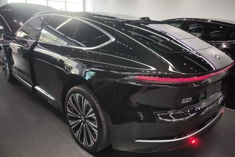 Used Nio ET9 2025 100kWh Signature Edition
