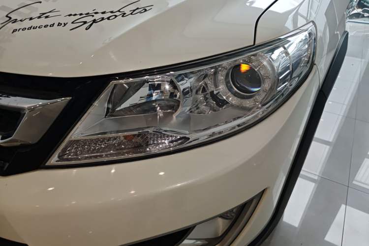 Used Dongfeng Aeolus AX3 2016 1.5L Automatic Zunku Model Left Front Headlight