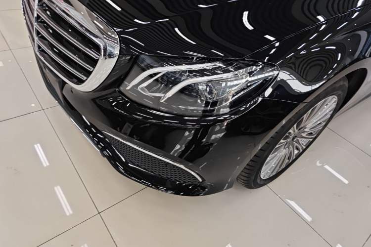 Used Mercedes-Benz E-Class 2018 Restyled E 300 L Sporty and Stylish Edition
