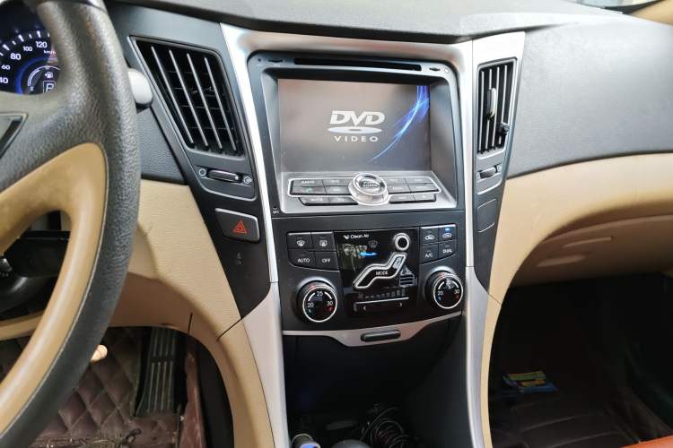 Used Hyundai Sonata 2011 2.0L Automatic Leading Edition