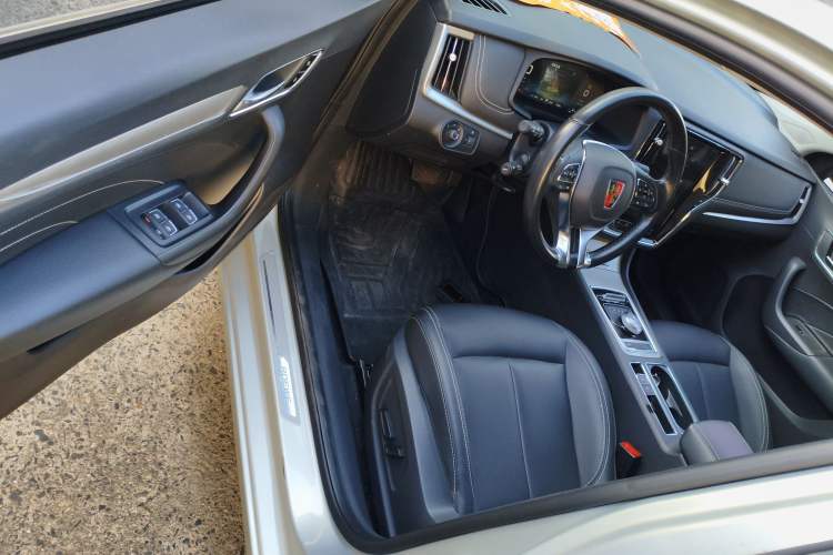 Used Roewe i6 New Energy 2017 45T Hybrid Connect & Smart Enjoyment Edition
