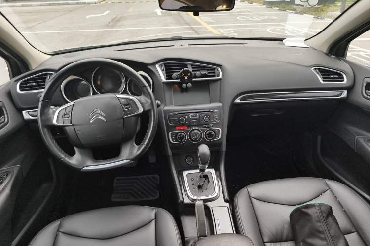 Used Citroen C4L 2014 1.6THP Intelligent Drive Automatic Dynamic Model
