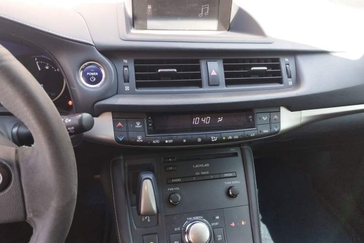 Used Lexus CT 2014 CT200h Comfort Edition Two-Tone