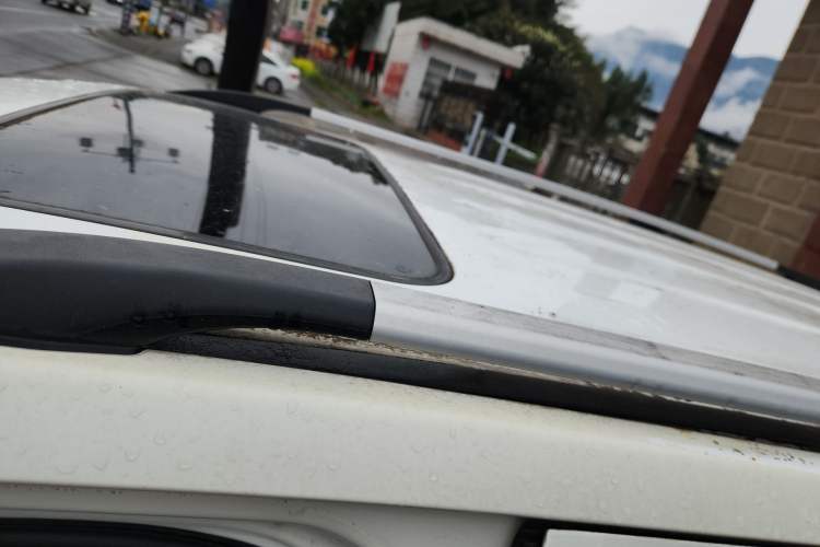 Used Oshan CX70 2017 Facelifted CX70T 1.5T Manual High-Performance Edition
