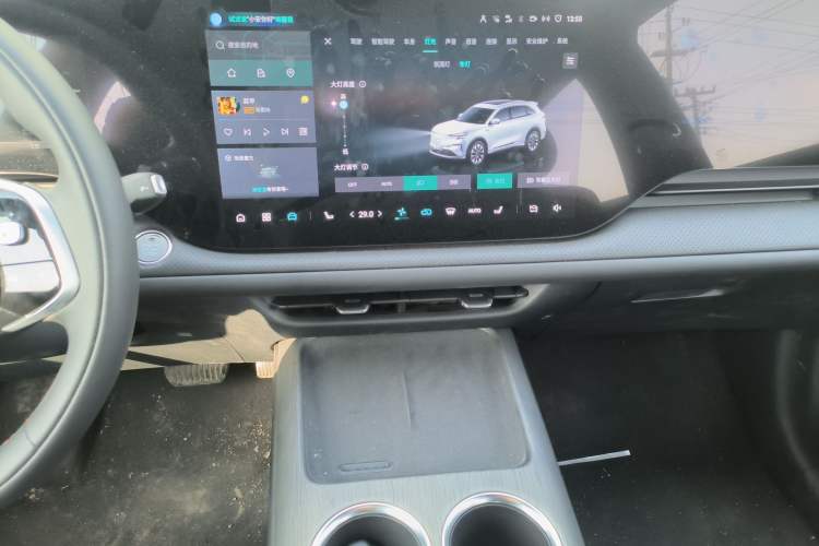 Used CHANGAN CS75 PLUS 2025 4th Generation UItra 2.0T New Blue Whale Smart Intelligent Powertrain Version
