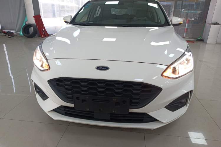 Used Ford Focus 2020 Hatchback EcoBoost 180 Automatic Trend Edition