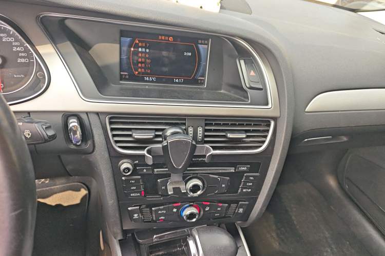 Used Audi A4L 2013 35 TFSI Automatic Standard Model
