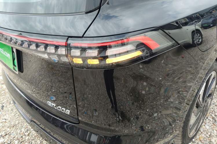 Used Dongfeng eπ eπ008 2024 210Max Range-Extended Version 6 Seats
