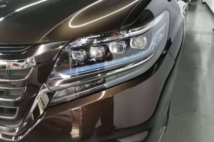 Used Honda Elysion 2019 2.0L Hybrid Supreme Edition