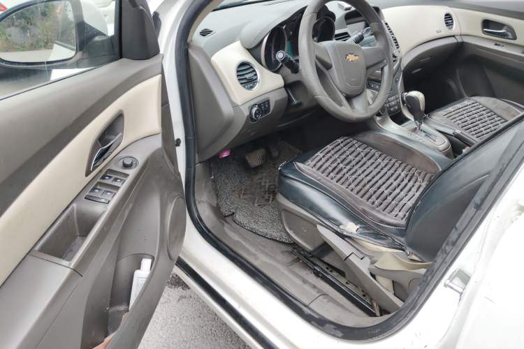 Used Chevrolet Cruze 2015 1.5L Classic SE AT