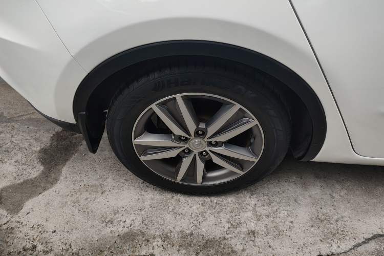 Used CHANGAN Eado 2015 1.6L Automatic Junku Model China V Standard Exterior 5