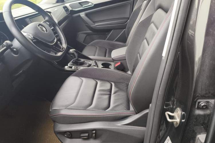 Used Volkswagen Tayron 2019 330TSI Two-Wheel Drive Luxury Model China VI Standard Left Front Seat