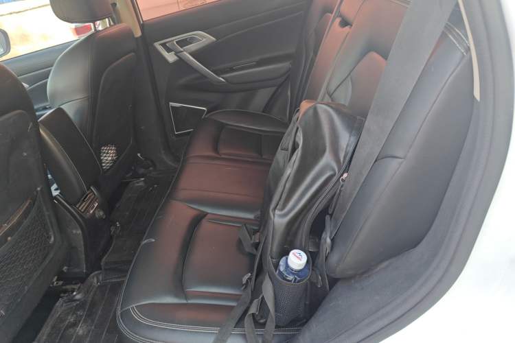 Used Geely Auto Emgrand X7 Sport 2016 1.8TD Automatic ZhiZun Version
