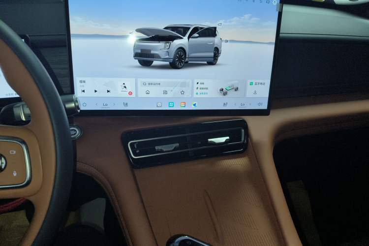 Used JETOUR Shanhai L7 Plus 2025 Model 220km Flagship 7-seater Audio And AC Panel