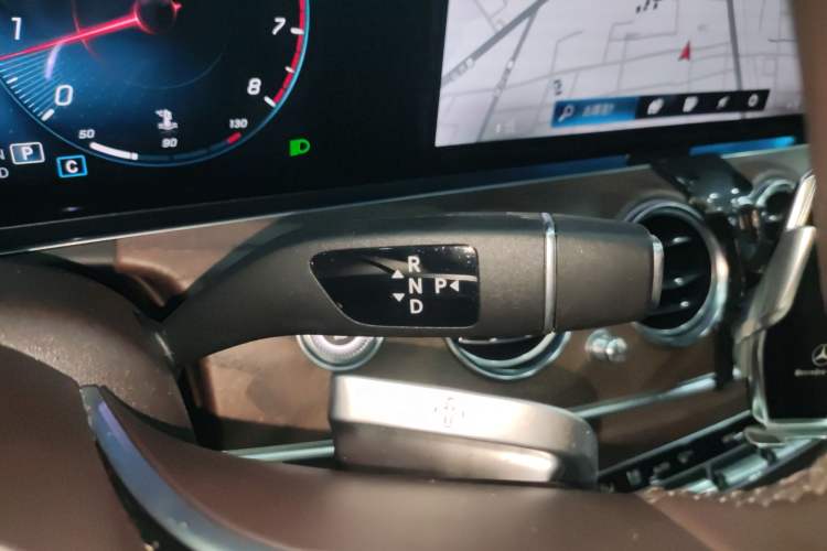 Used Mercedes-Benz E-Class 2023 Updated E 300 L Fashion Edition
