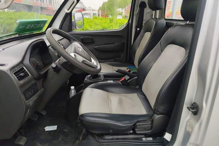 Used Foton Xiangling M  Left Front Seat
