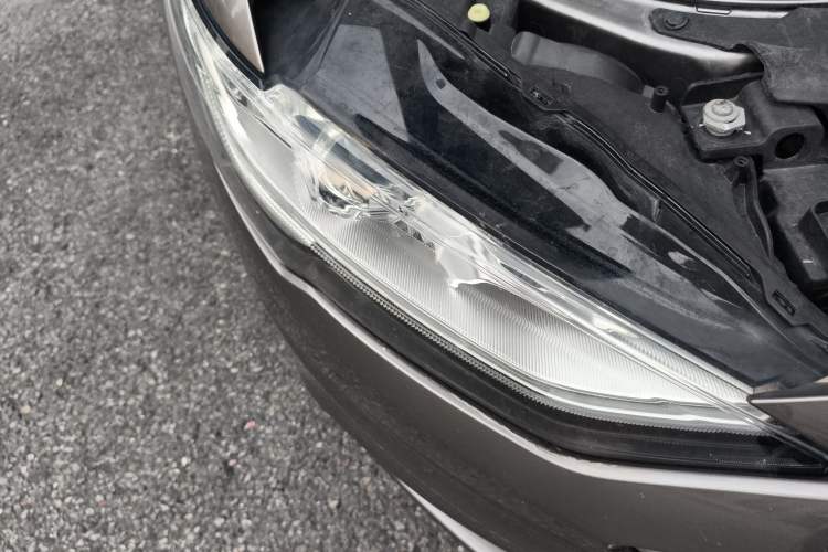 Used Ford Mondeo 2017 EcoBoost 180 Stylish Model Right Front Headlight