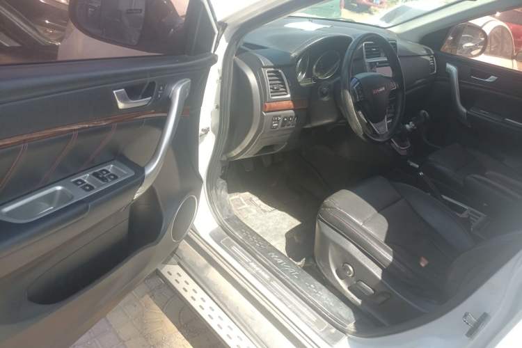 Used Haval H6 2014 Sport Version 1.5T Manual Two-Wheel Drive Elite Edition
