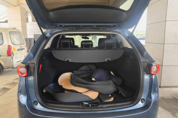 Used Mazda CX-5 2017 2.0L Automatic 2WD ZhiShang Trim China V Standard