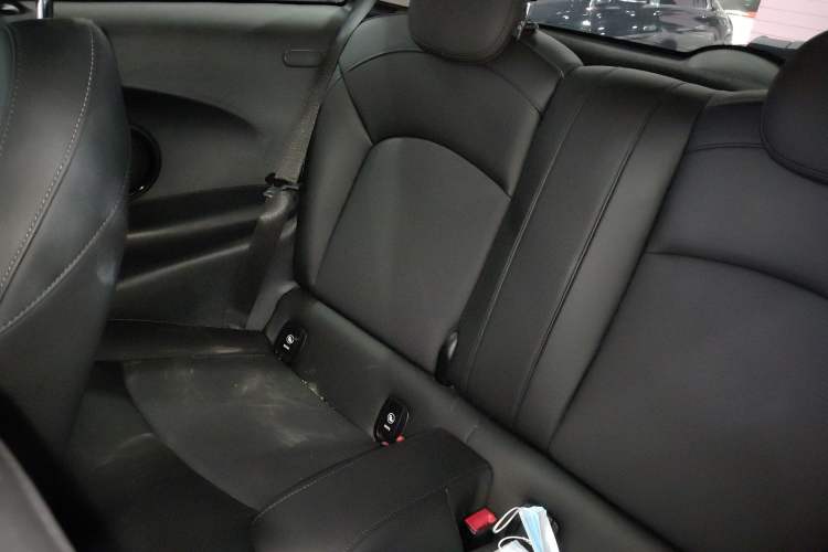 Used MINI MINI 2021 2.0T COOPER S Classic Edition
