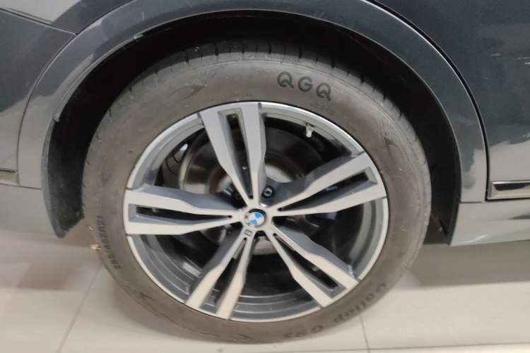 Used BMW X7 2020 xDrive40i Luxury M Sport Package