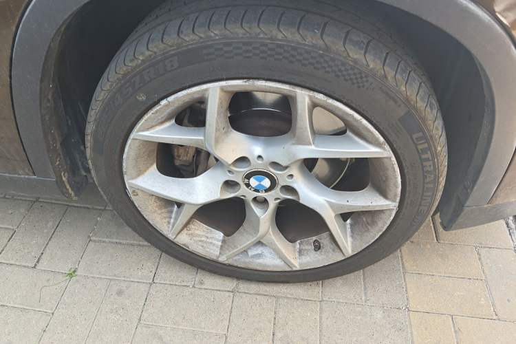 Used BMW X1 2010 xDrive28i
