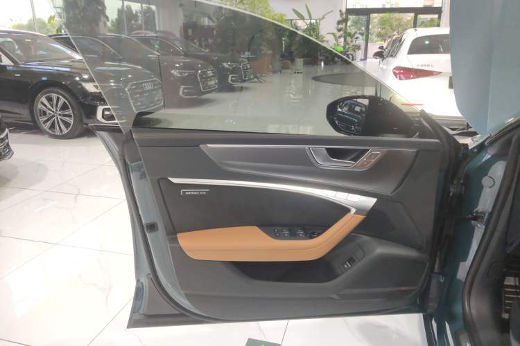 Used Audi A7L 2022 55 TFSI quattro S-line Edition One First Edition Left Front Door Interior