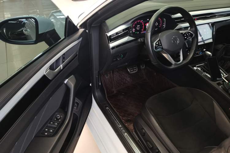 Used Volkswagen FAW-Volkswagen CC 2021 330TSI Ignite Edition Driver Seat